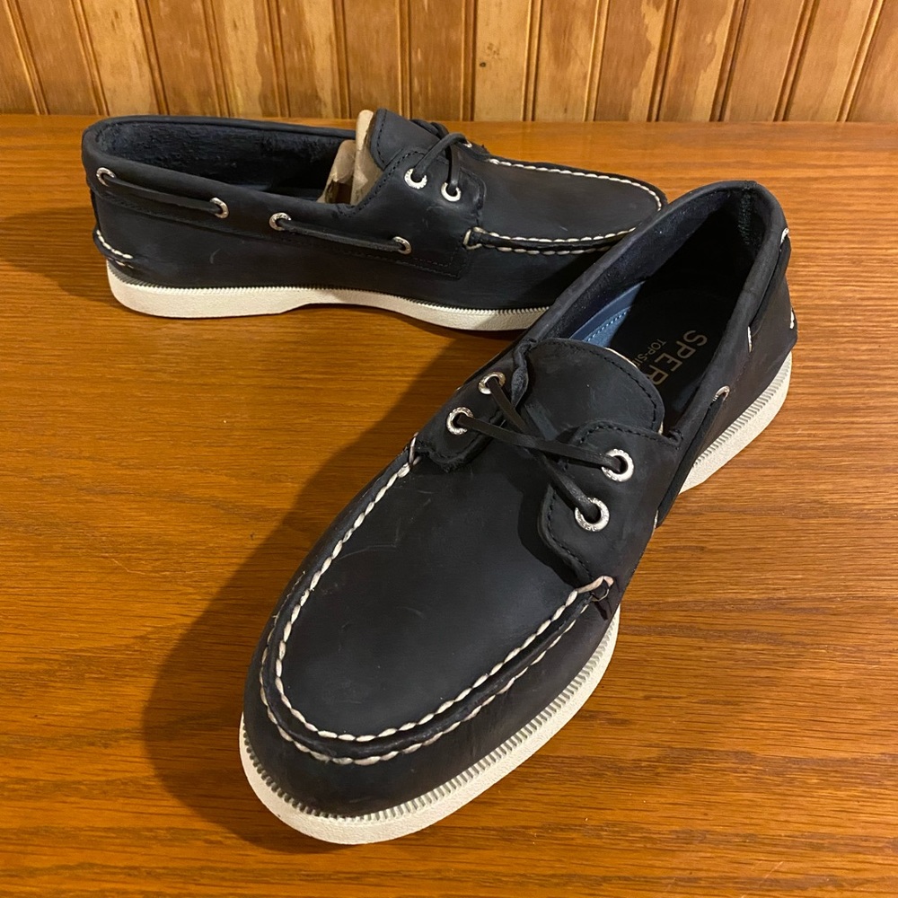 Sperry authentic original 2-Eye cross-lace Boat Shoe